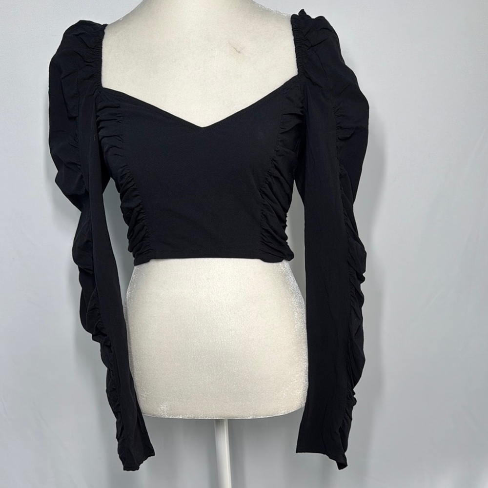 ❤️3/$30 Zara Black Ruched Crop Women's Top
